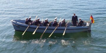 Kommandoübergabe im 1.Korvettengeschwader Foto. hsc